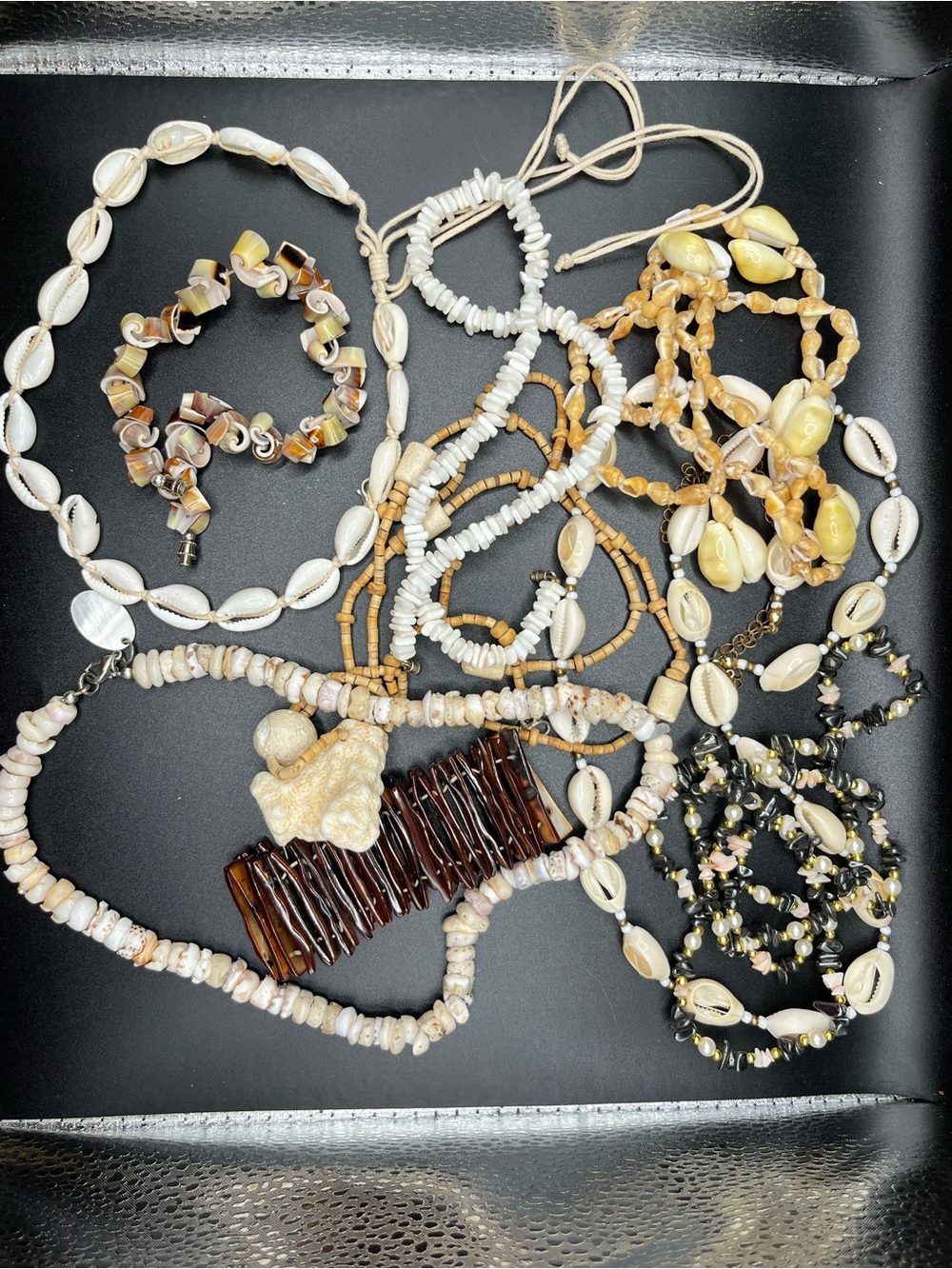 Retro Handmade Shell and Bead Women’s Necklaces Lot